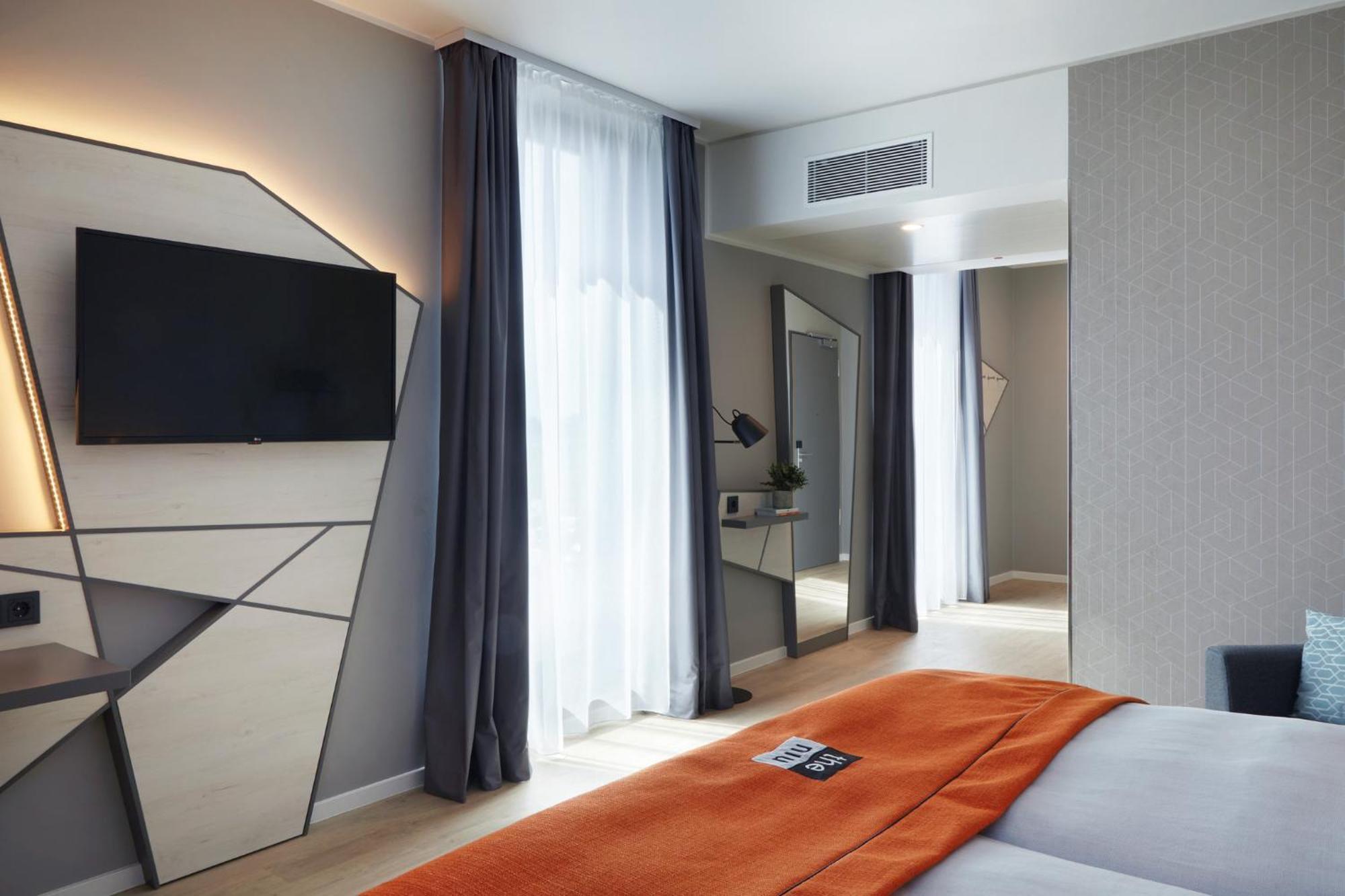 Holiday Inn - The Niu, Hub Dusseldorf Messe By Ihg Eksteriør bilde