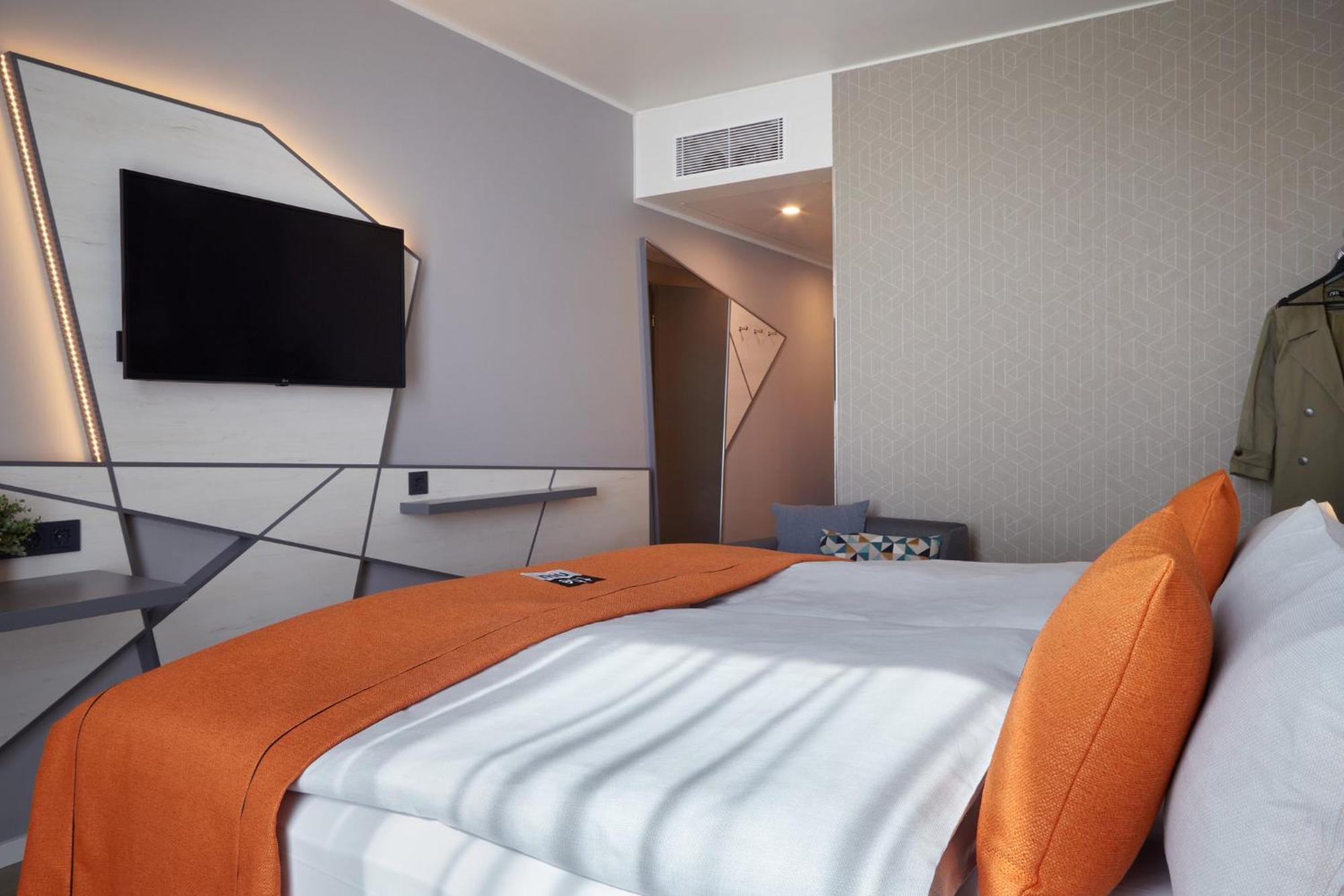 Holiday Inn - The Niu, Hub Dusseldorf Messe By Ihg Eksteriør bilde